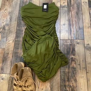 Ruched midi/mini dress online green nwt